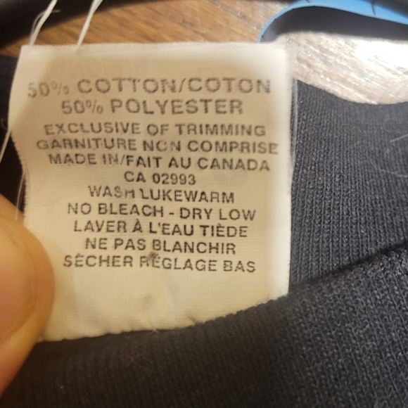 Upcycled Quilt Star Vintage Black Crew Neck Sweater S • M • L - Picture 8 of 8